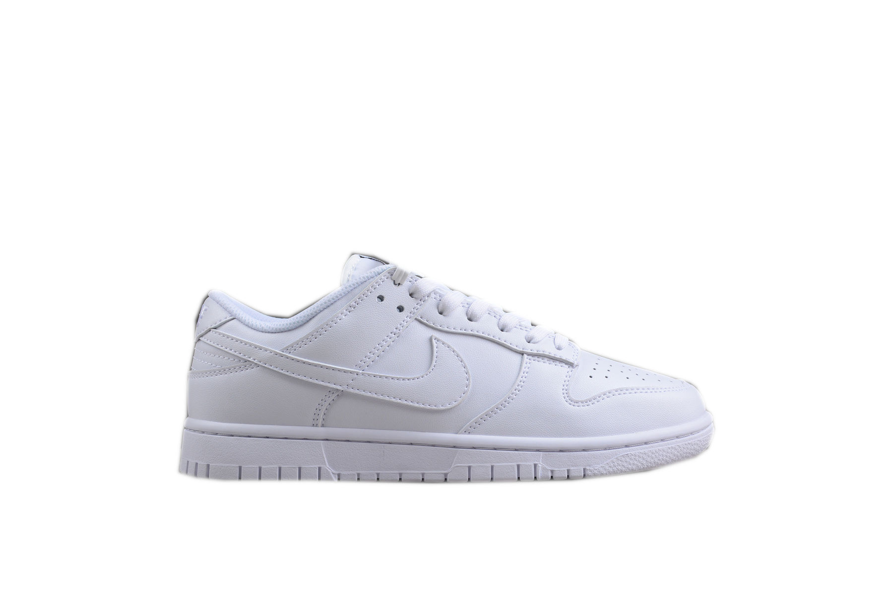 SB DUNK TRIPLE WHITE
