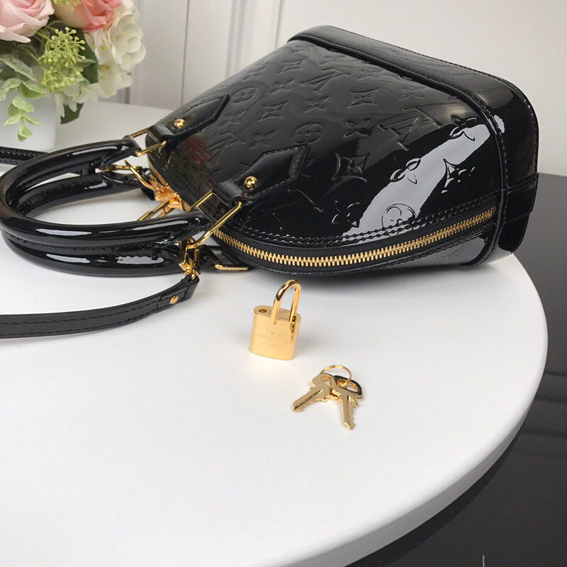 Miniature : SAC ALMA BB