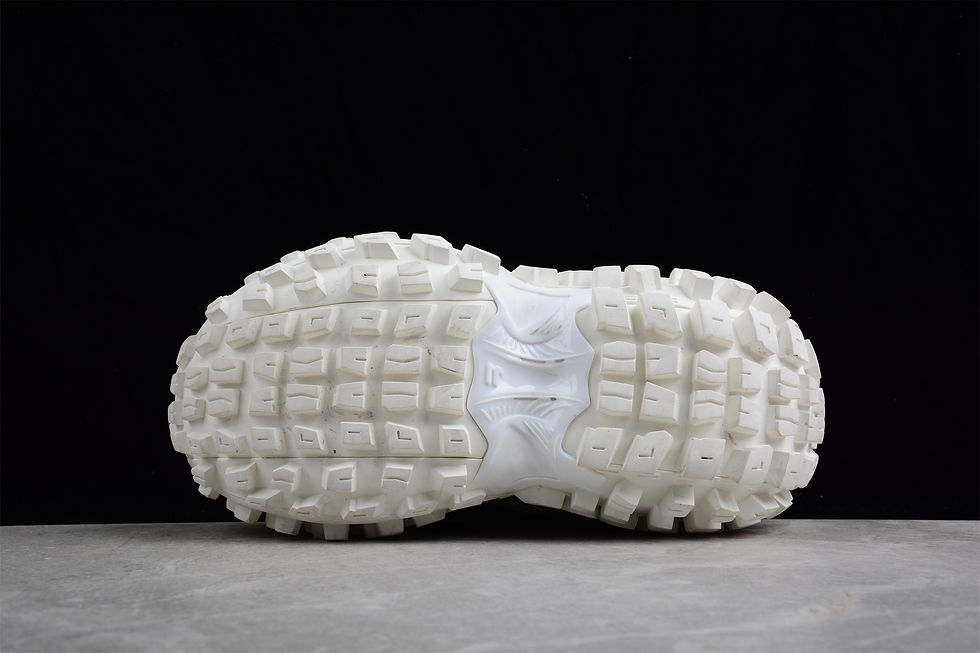 Miniature : BALENCIAGA DEFENDER