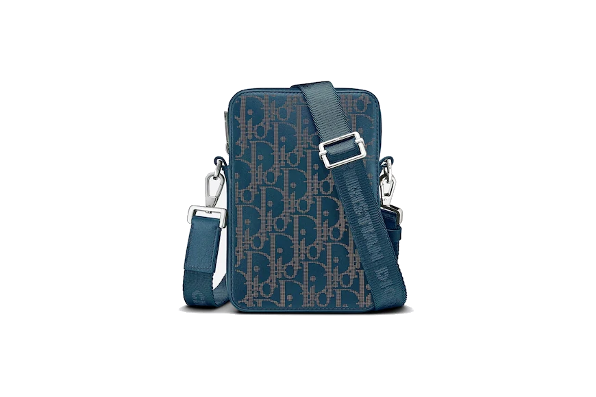 DIOR WORLD TOUR VERTICAL