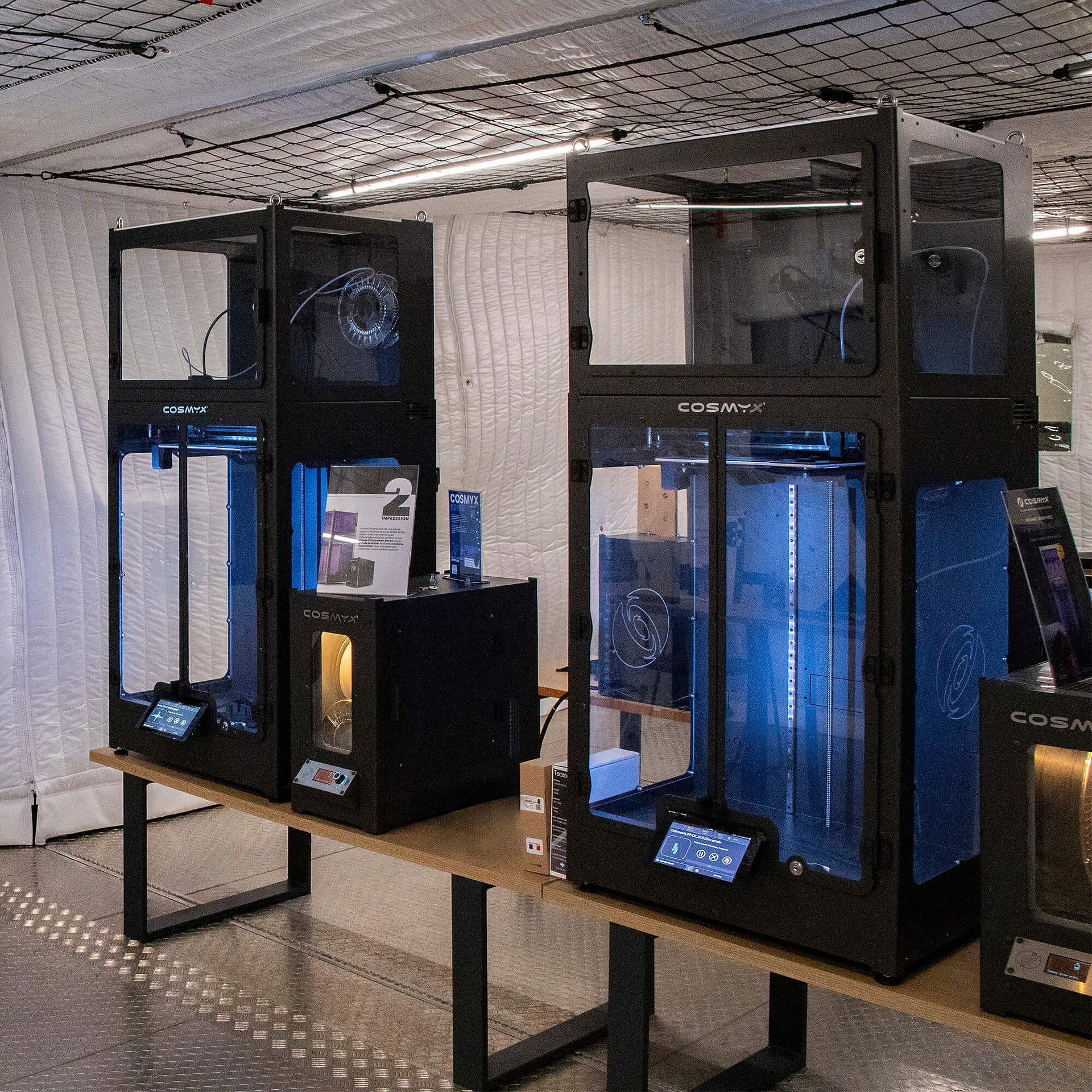 SUPER NOVA DOUBLE-TËTE dans l'Usine Mobile 3D