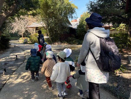 高宮庭園茶寮へ