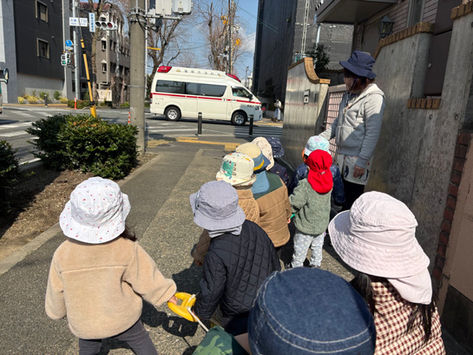 お散歩に行きました♪