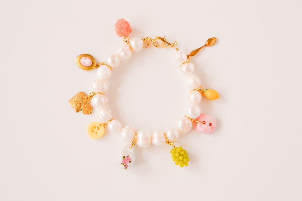 Thumbnail: pearl bracelet