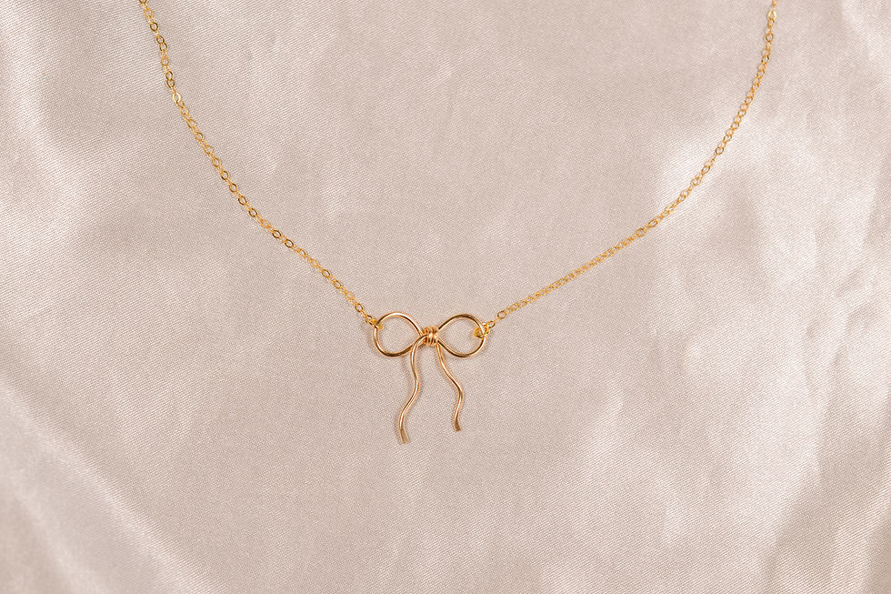 Thumbnail: Bow Necklace