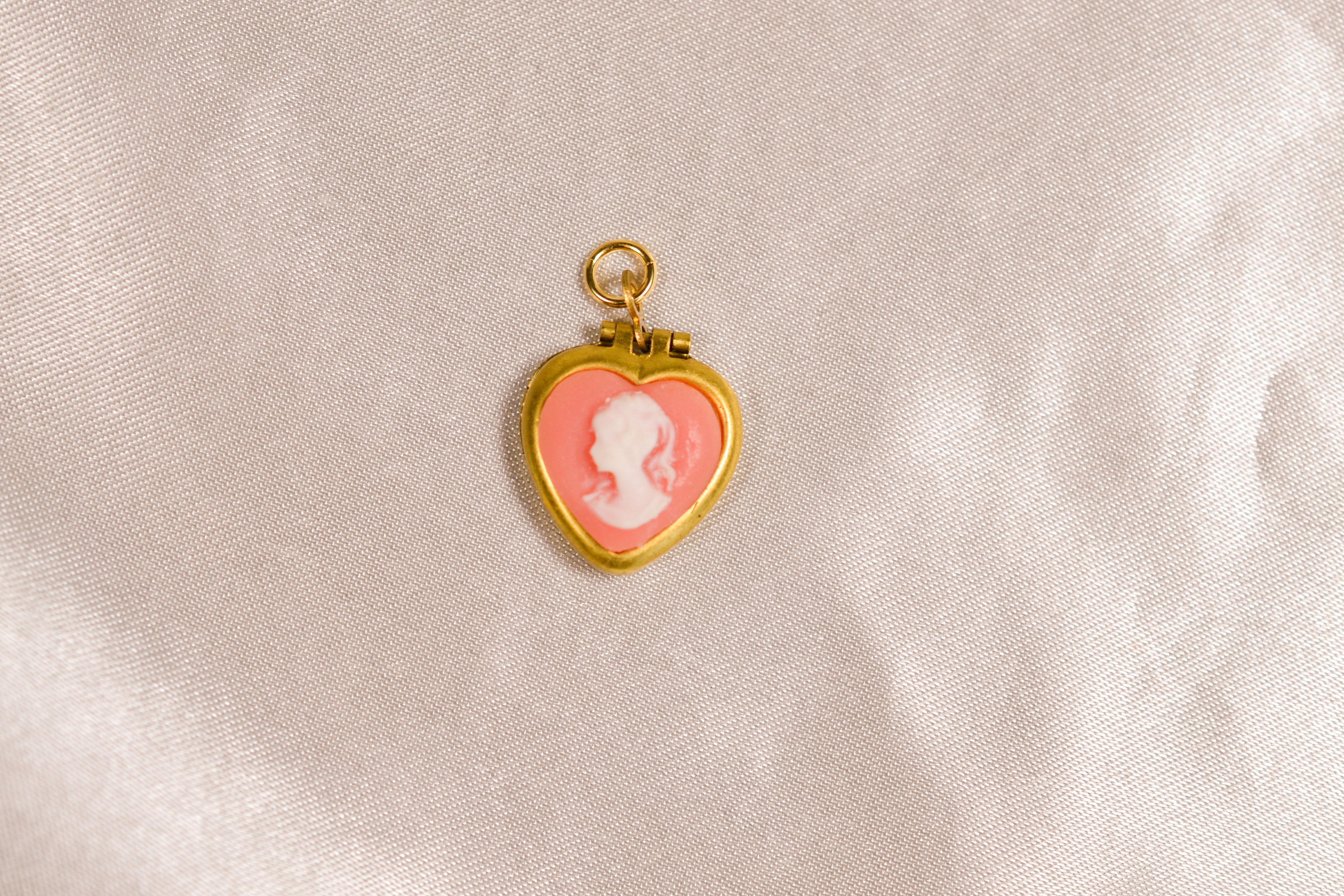 Vintage Cameo Heart Locket Charm