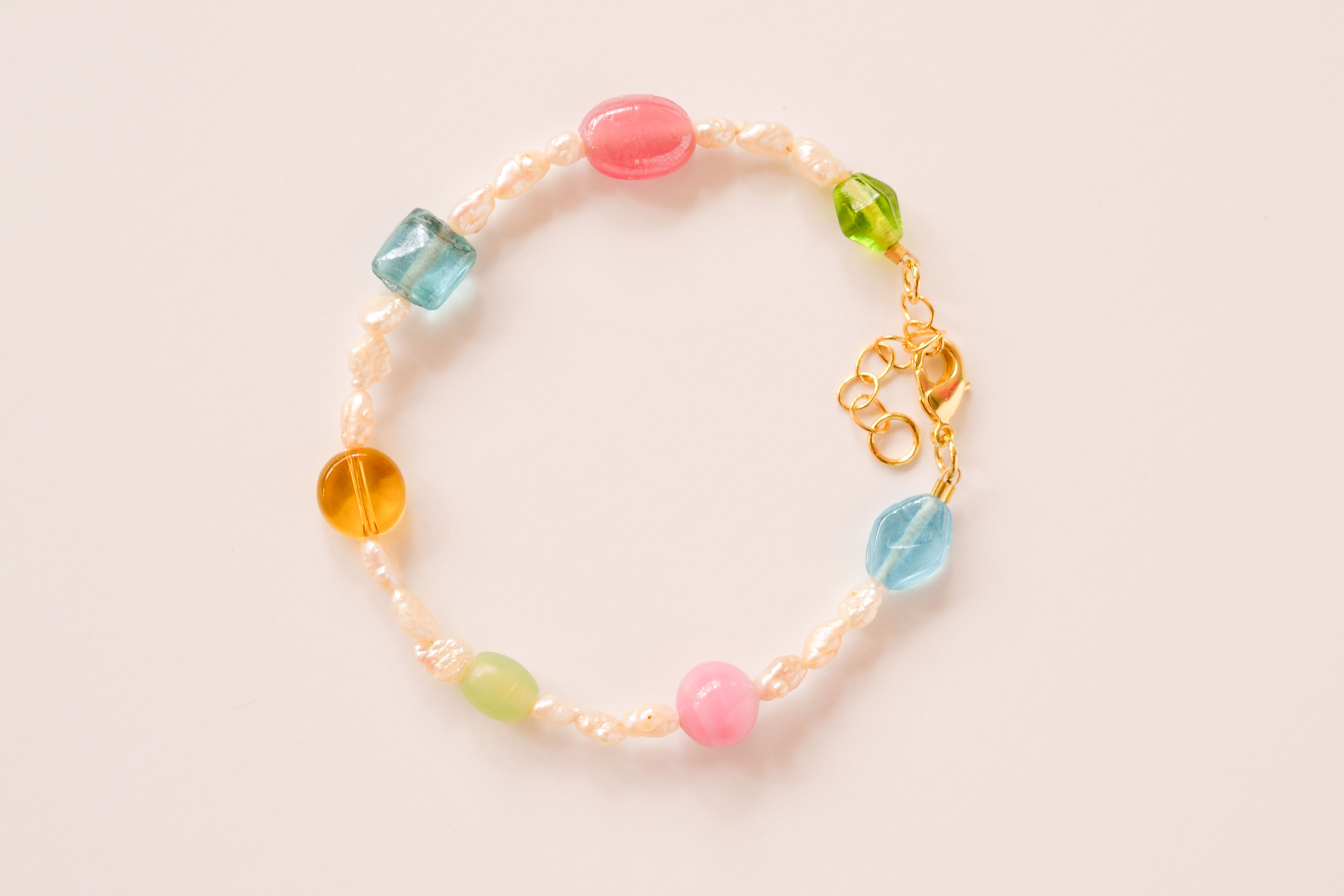 pearls and pastels bracelet
