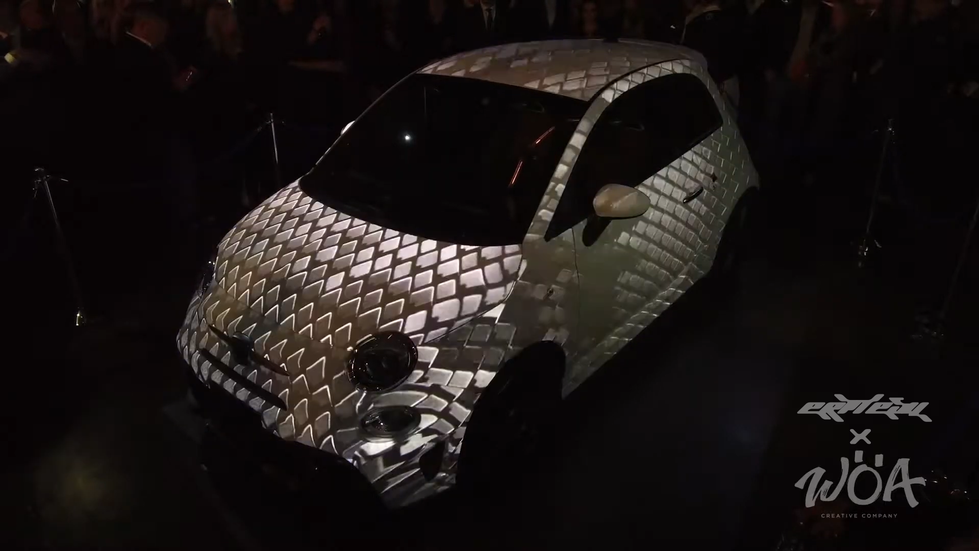 Fiat 500 with scales projection, Tokio 3d