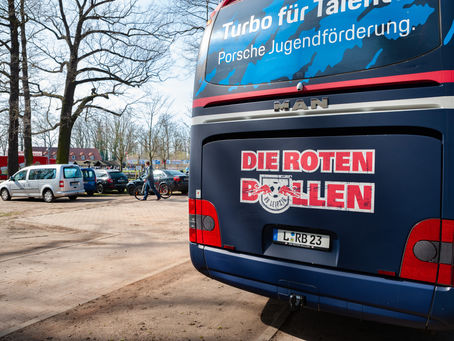 Die Bullen sind da ...