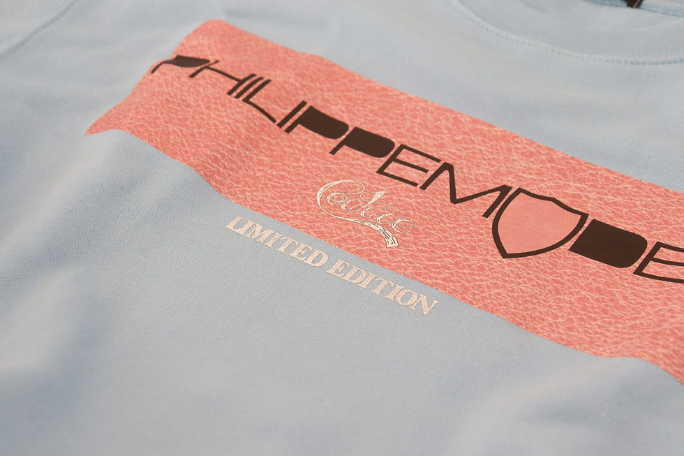 Thumbnail: Elegant Light Blue Long Sleeve Sweater