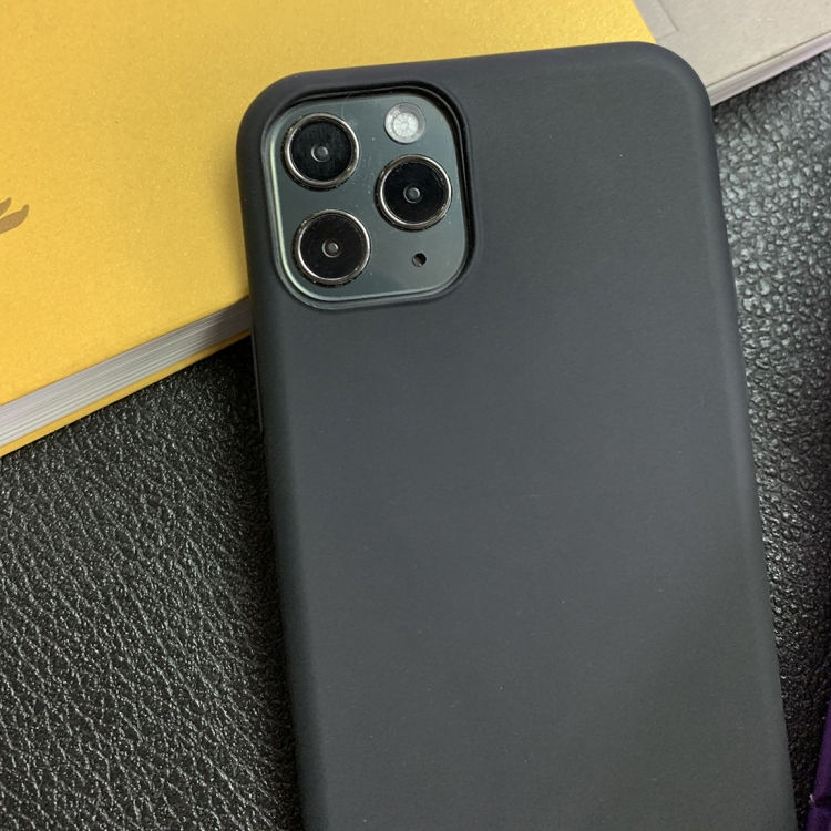 Thumbnail: Shockproof Frosted TPU Transparent Protective Case