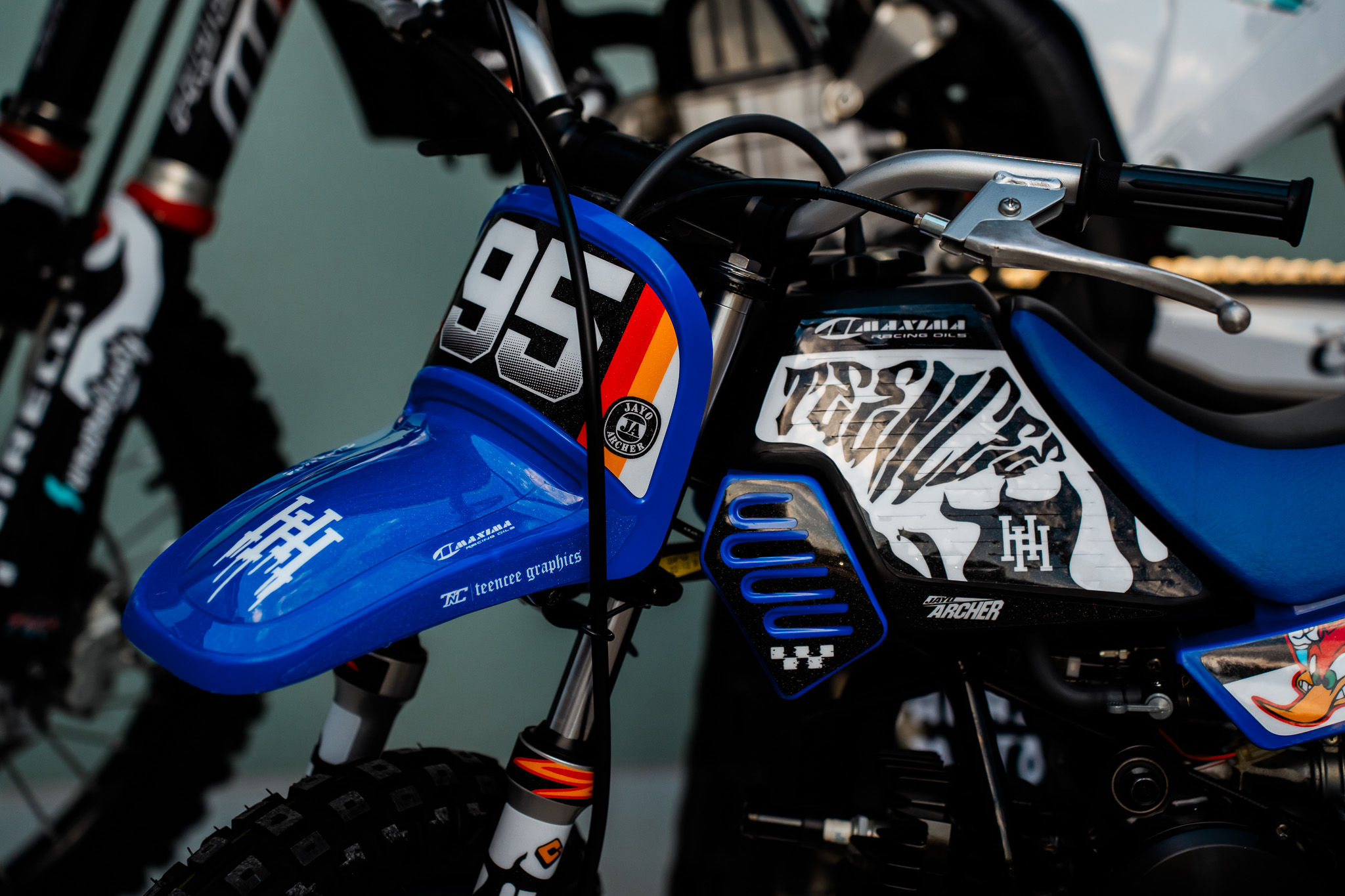 PEEWEE 50 MAKEOVER COMBO