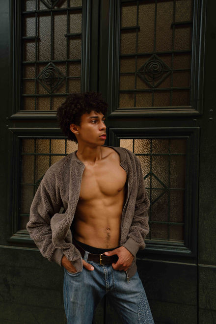 Victoria Scheer Photography 
Fotografin 
Wien
portrait-fotograf
kreatives portrait
high end portrait Victoria Scheer Photography 
high end portrait 
Vienna photographer
Portrait Fotograf 
Wien 
Model Setcard
personal branding 