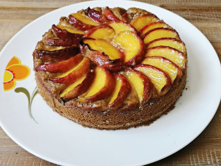 Moelleux aux pêches vegan 