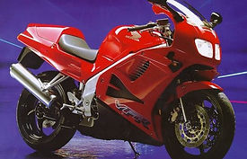 Honda_vfr_750