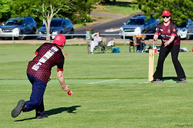 Women Fielding