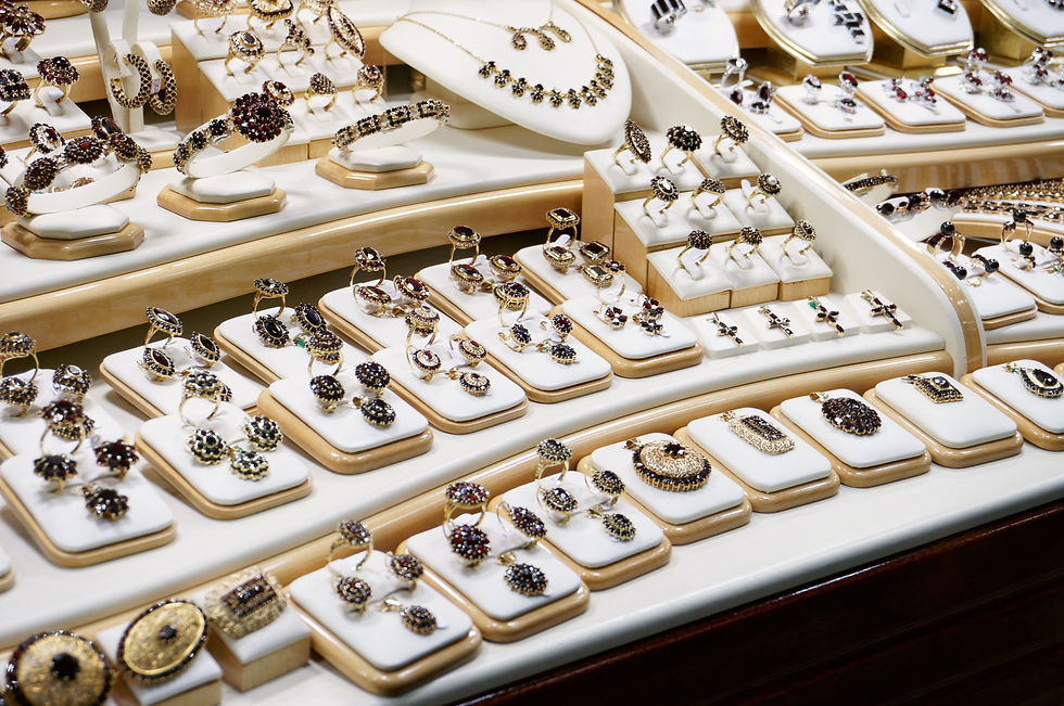 Prag'tan ne Alınır? Granat Taşı (Nar Taşı)