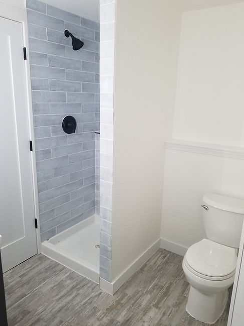 Small bath shower.jpg