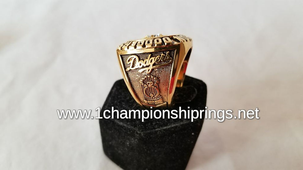 Thumbnail: 1988 LA Dodgers World Series Ring