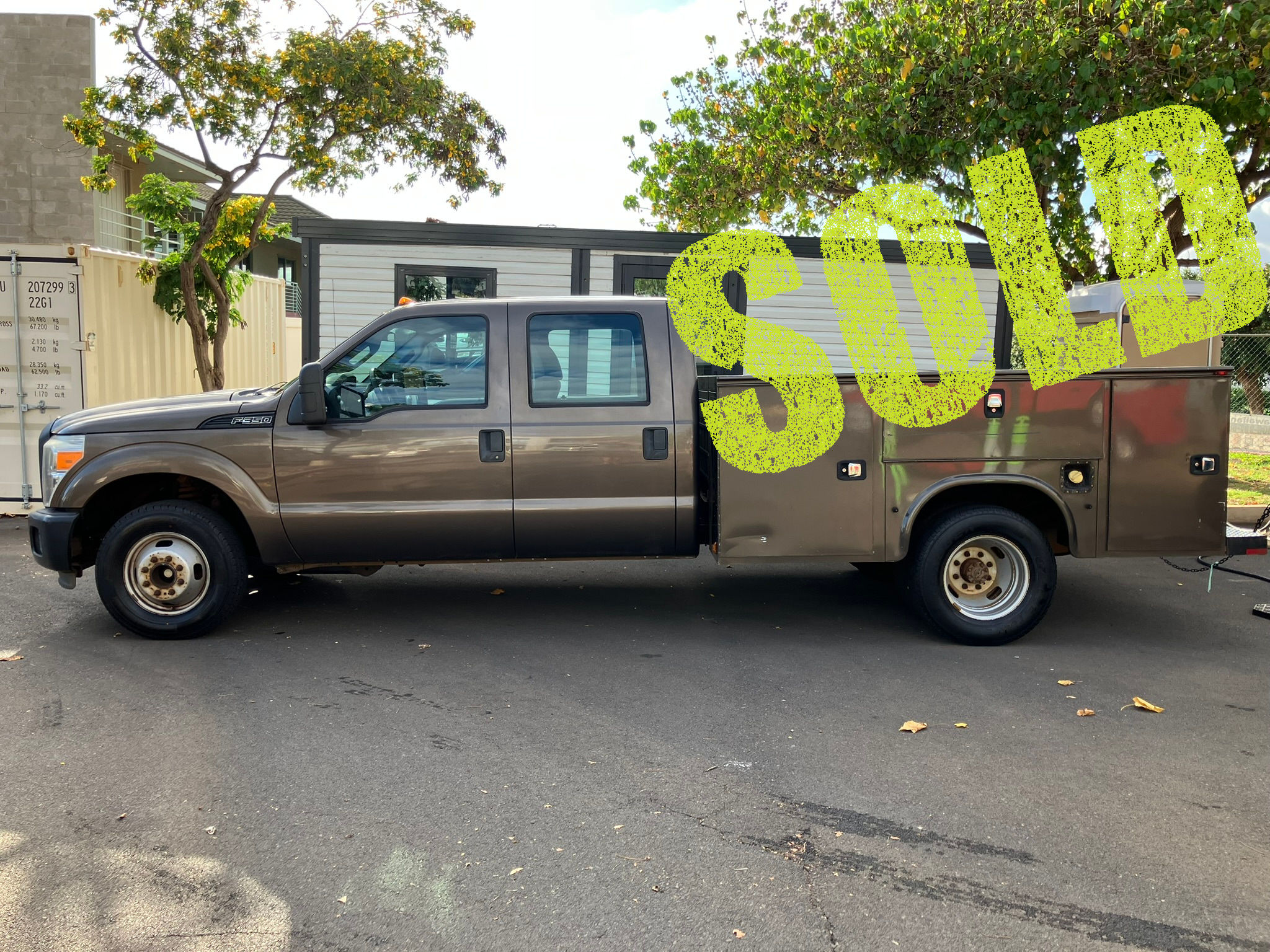 SOLD 2015 F-350 SUPER DUTY CREW CAB UTILITY BED - 21K Miles
