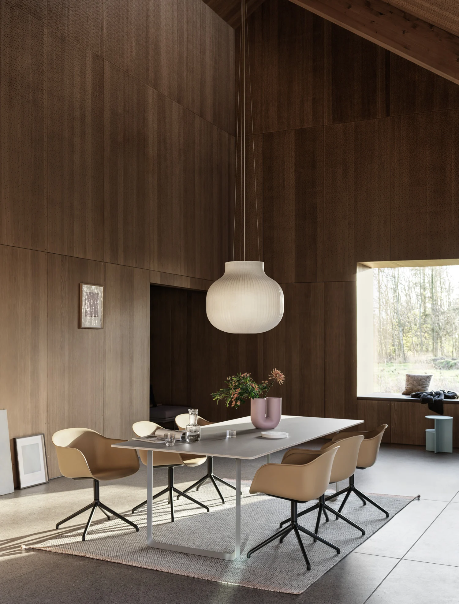 Muuto-OUTLINE-CHAIR-SKU-27052-961-Kanthaus-LivingBerlin