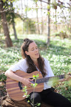 Maria Lumen, Singer Songwriter