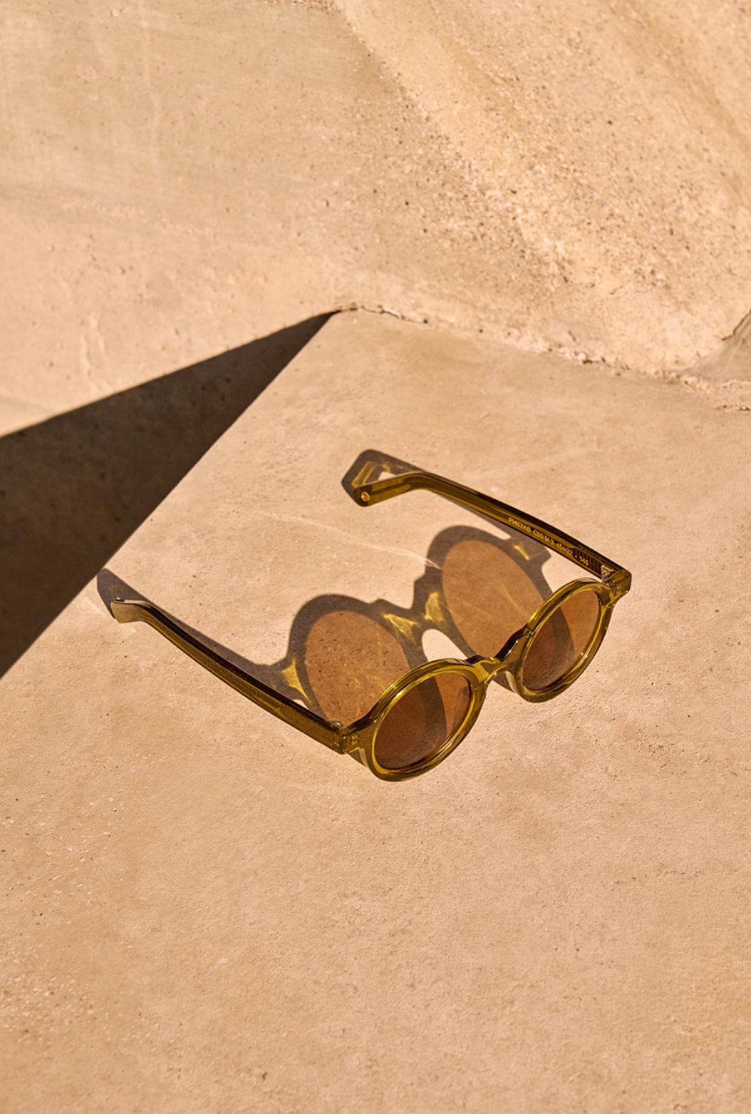 Eyewear material and optical system