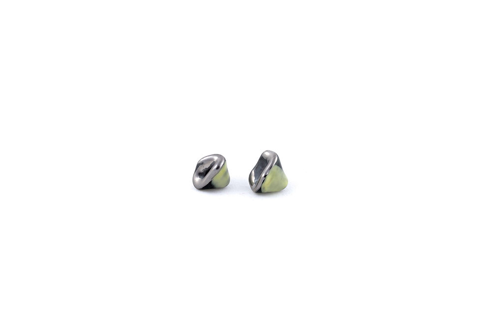 Thumbnail: La Traviata Earrings Yellow Dark Green N°31