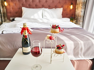 bedroom foto.jpg