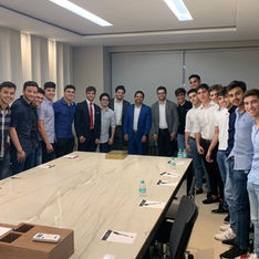 Jovens Criam Comunidade Para Democratizar o Empreendedorismo