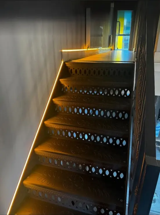 Smart stylish stair lighting