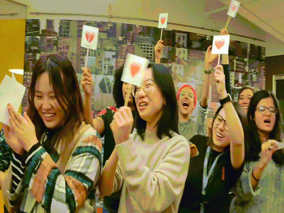 fans (2).gif