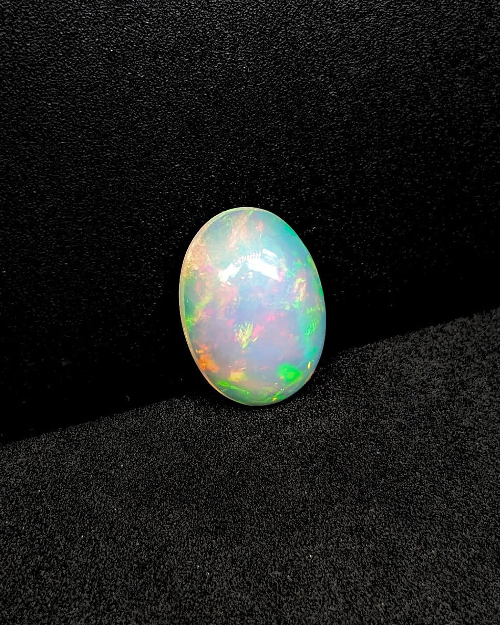 Thumbnail: Translucent Welo Ethiopian Opal 5.87 Carat Oval Gemstone
