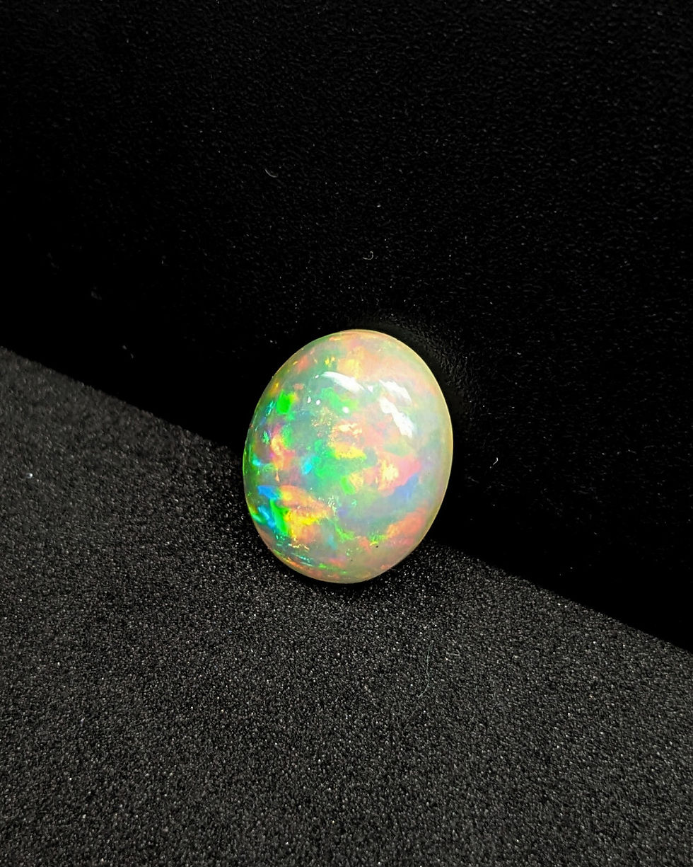 13.5x11 mm white Ethiopian opal for jewelry making