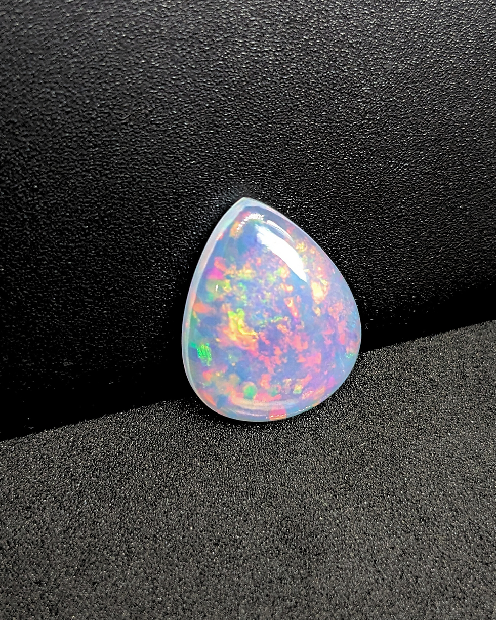 Thumbnail: High Quality Pear Shape Welo Opal with bright fire