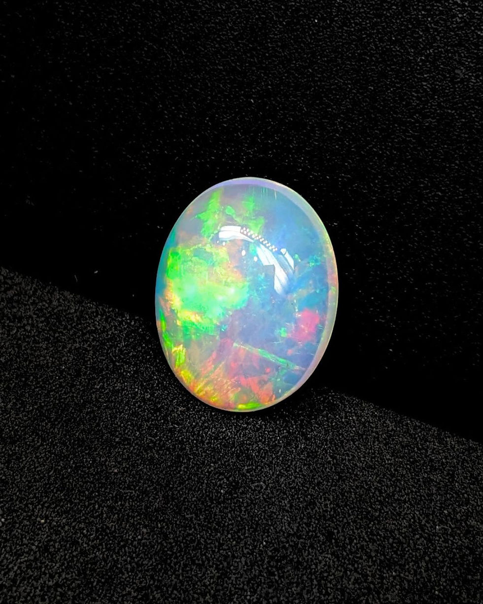 Thumbnail: Oval Ethiopian opal for necklaces and gifts