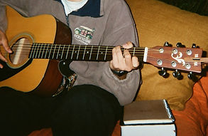 guitar details