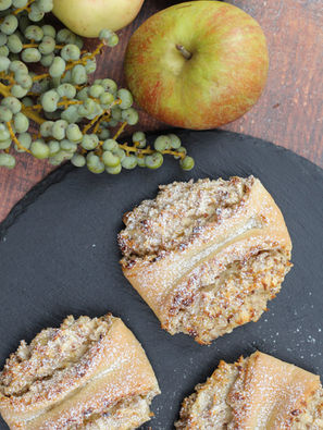 Leckere Franzbrötchen mit Apfelfüllung