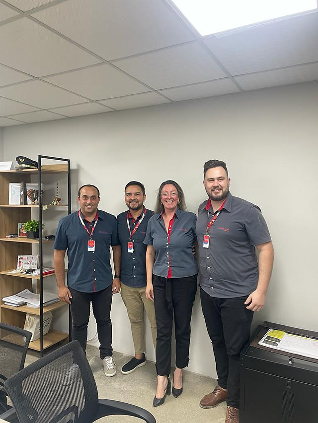 Equipe Exclusiva acompanhando processo para vaga de comprador.
