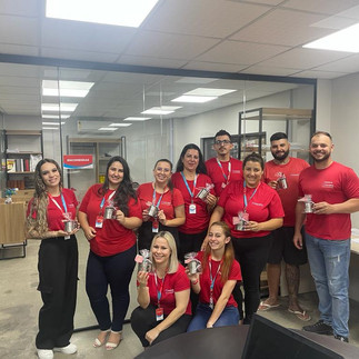 Colaboradores Exclusiva Colchões com seu brinde de Natal