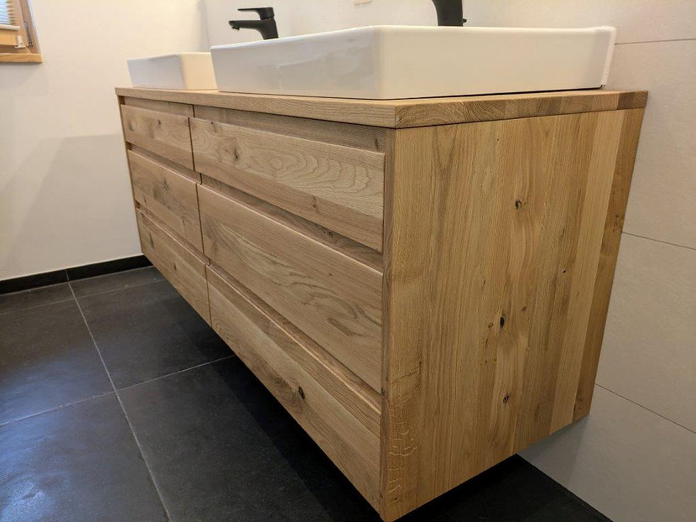 Waschtischunterschrank aus Eiche