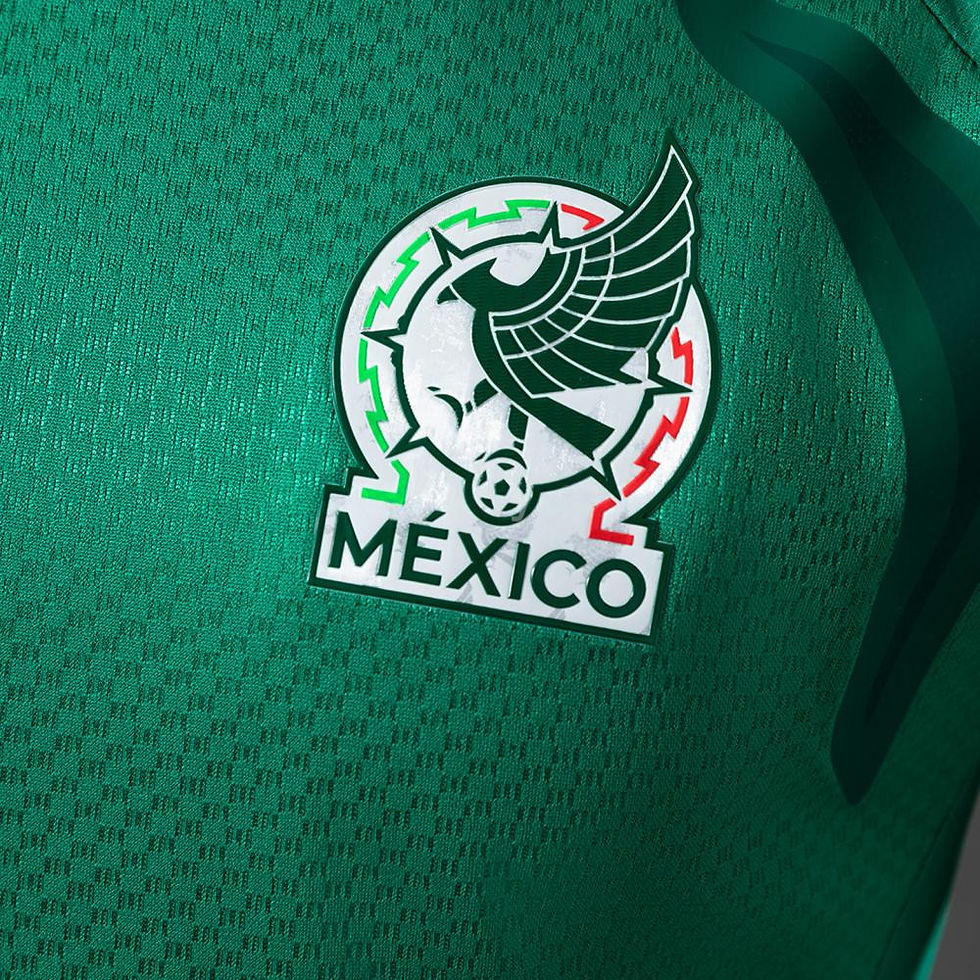 Miniatura: Camisa da Seleção Mexicana para a Copa do Mundo de 2026 (Versão de Treino)