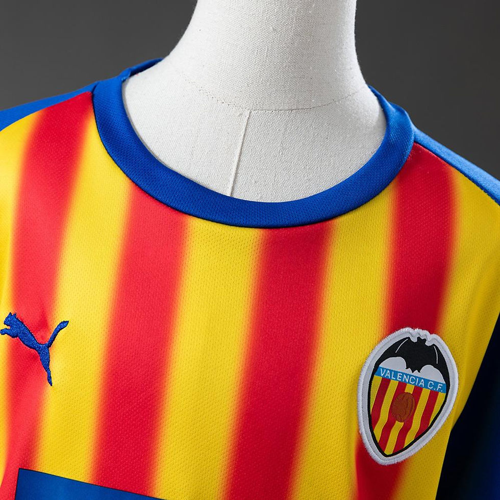 Miniatura: Uniforme infantil do Valencia Temporada 25/26 (3º uniforme)