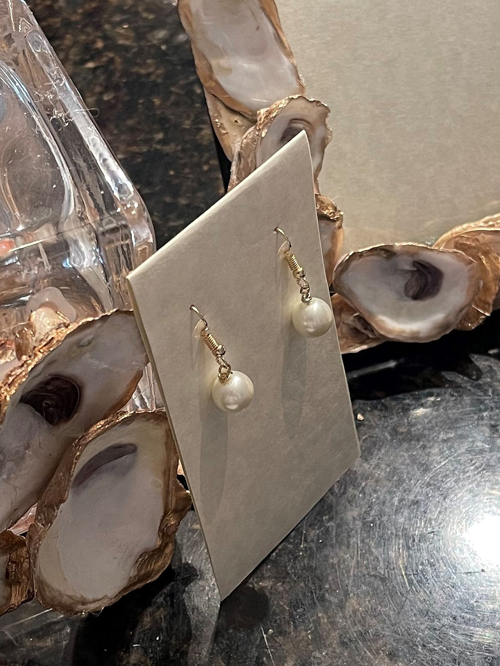 Thumbnail: Dangle Earrings with Pearl