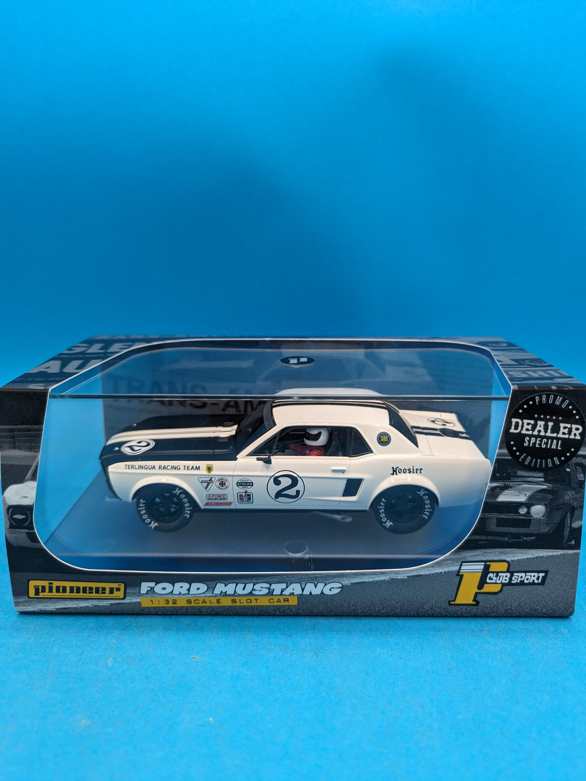 Pioneer P132-DS White Mustang Dealer Special