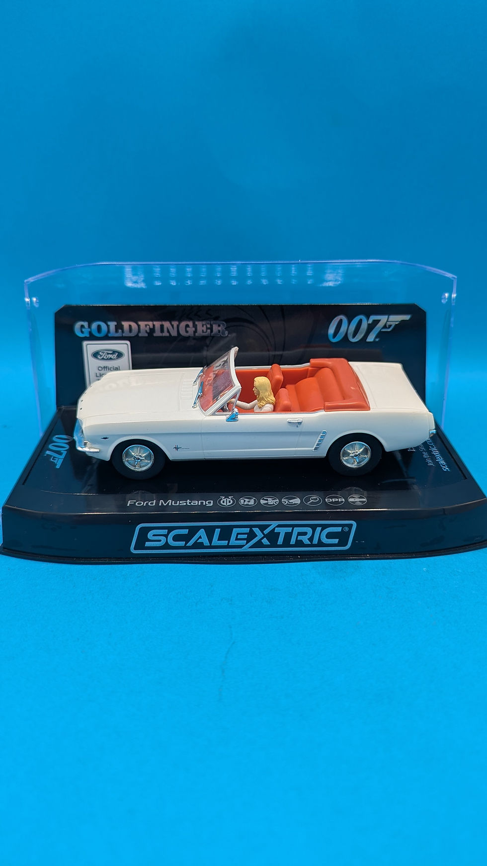 Scalextric C4404 James Bond Ford Mustang Goldfinger