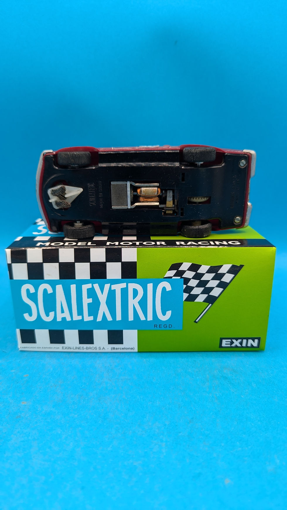 Thumbnail: Scalextric C32 Mercedes 250sl convertible in Red