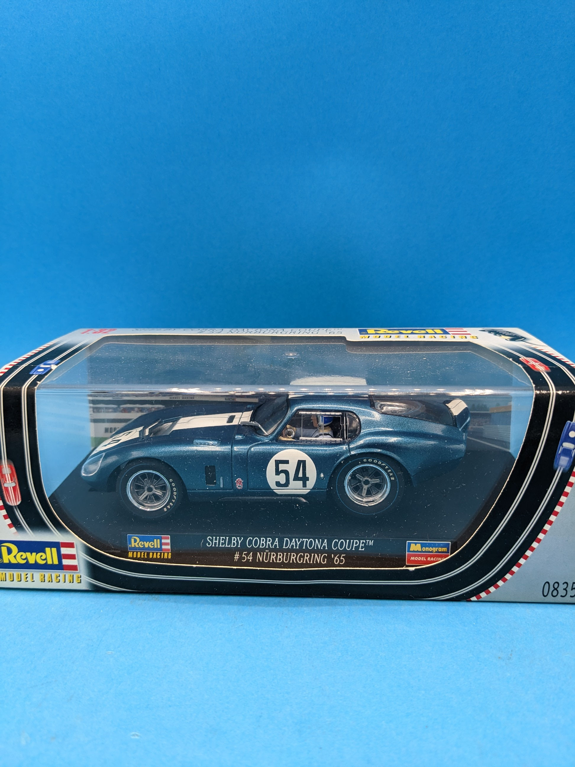 Revell 08353 Shelby Cobra Daytona Coupe #54 Nurburgring '65