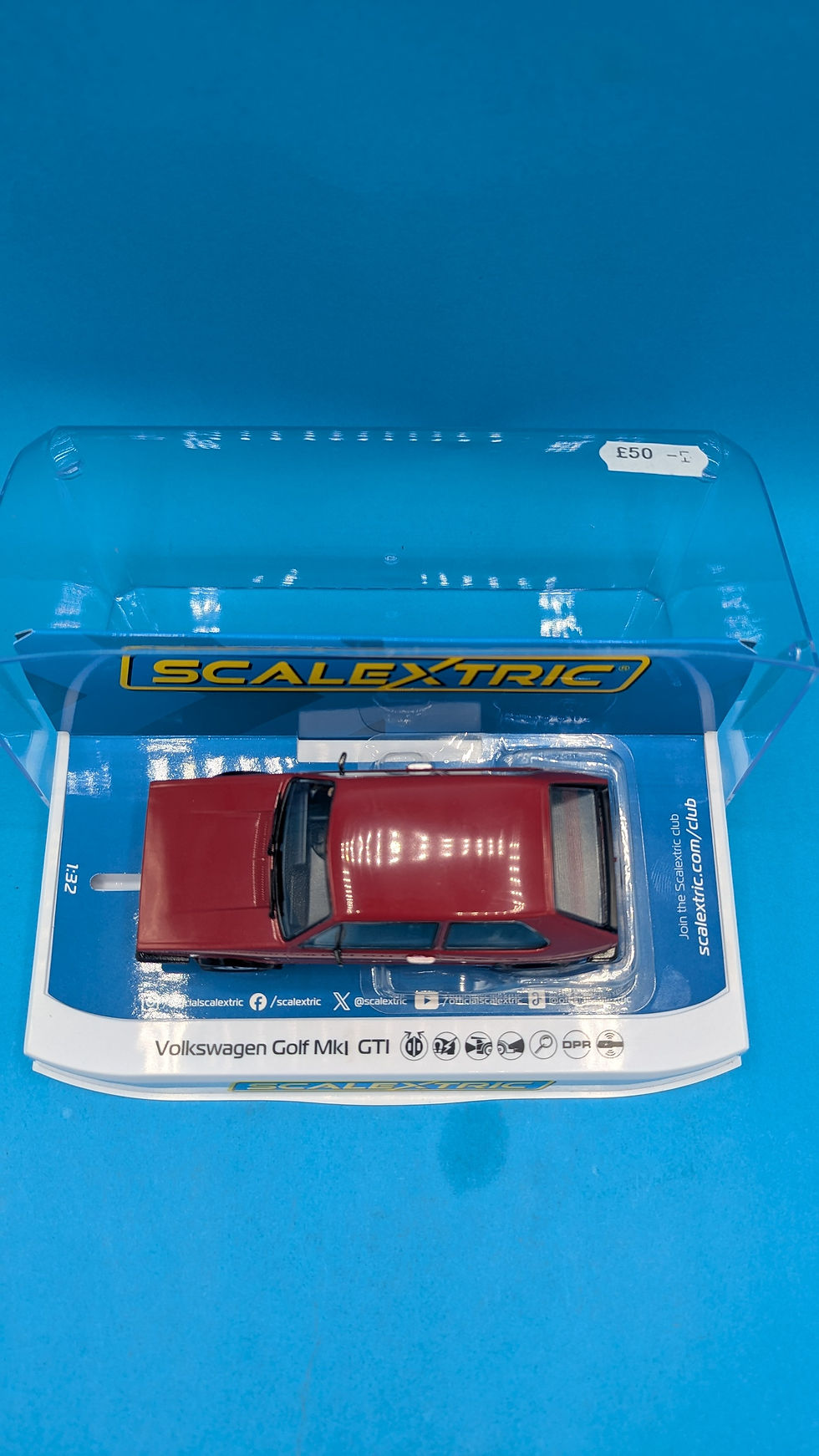 Scalextric C4490 Volkswagon Golf MK1 GTI