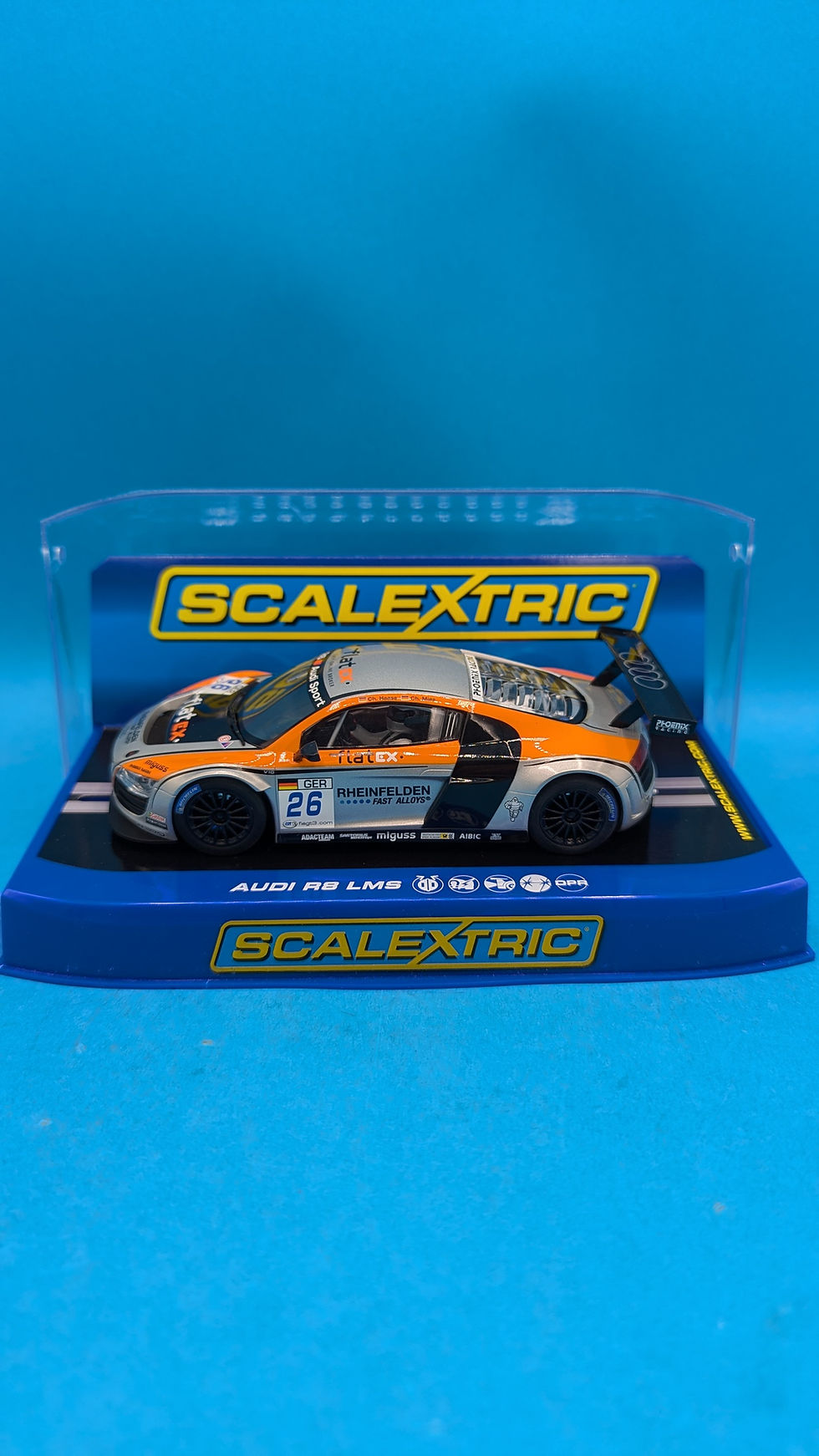 Scalextric C3060 Audi R8 LMS Team Phoenix Racing No.26